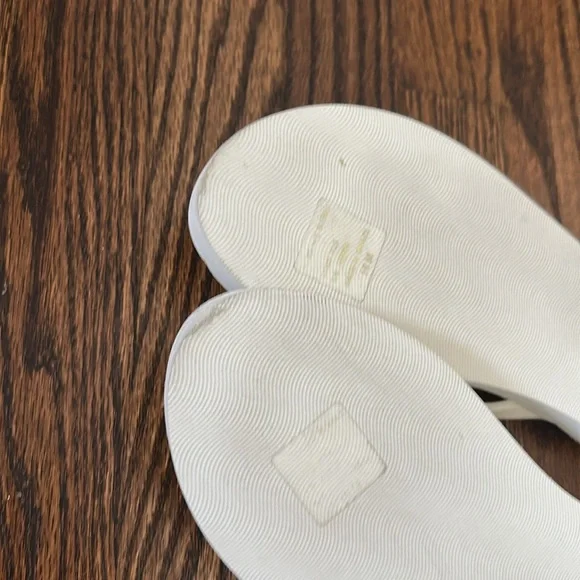 Sandals - Picture 2 of 5